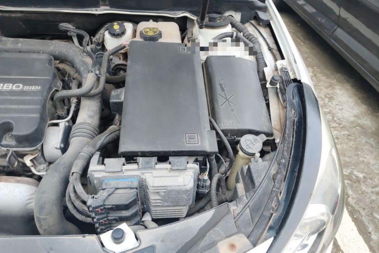 Used Chevrolet Malibu 2017 1.5T Automatic Comfort Edition Engine Bay Left