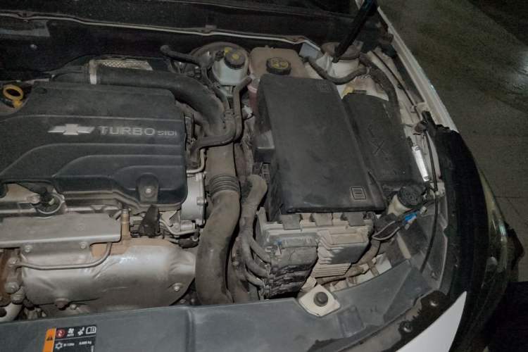 Used Chevrolet Malibu 2017 1.5T Automatic Comfort Edition Engine Bay Left