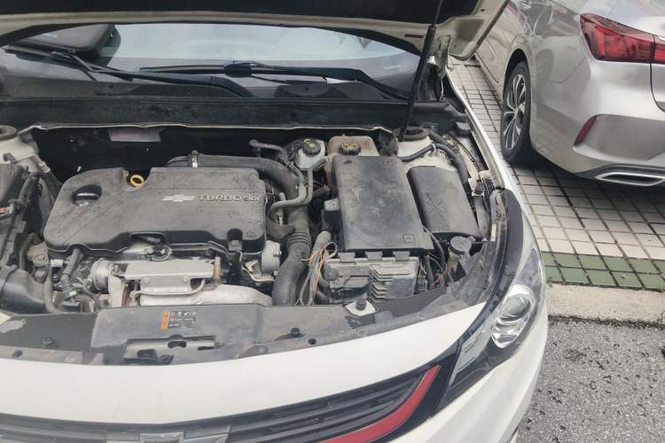 Used Chevrolet Malibu 2017 1.5T Automatic Luxury Edition Engine Bay Left