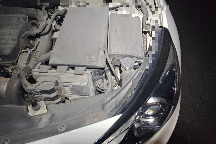 Used Chevrolet Malibu 2017 1.5T Automatic Comfort Edition Engine Bay Left