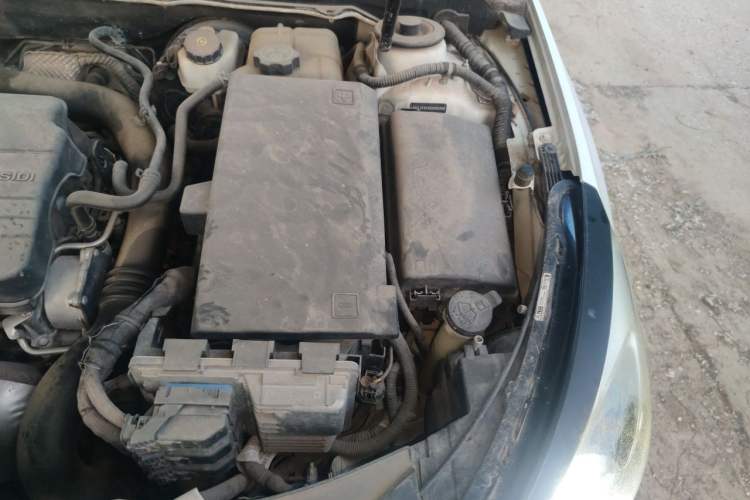 Used Chevrolet Malibu 2017 1.5T Automatic Luxury Edition Engine Bay Left