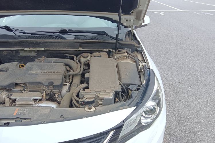 Used Chevrolet Malibu 2017 1.5T Automatic Luxury Edition Engine Bay Left