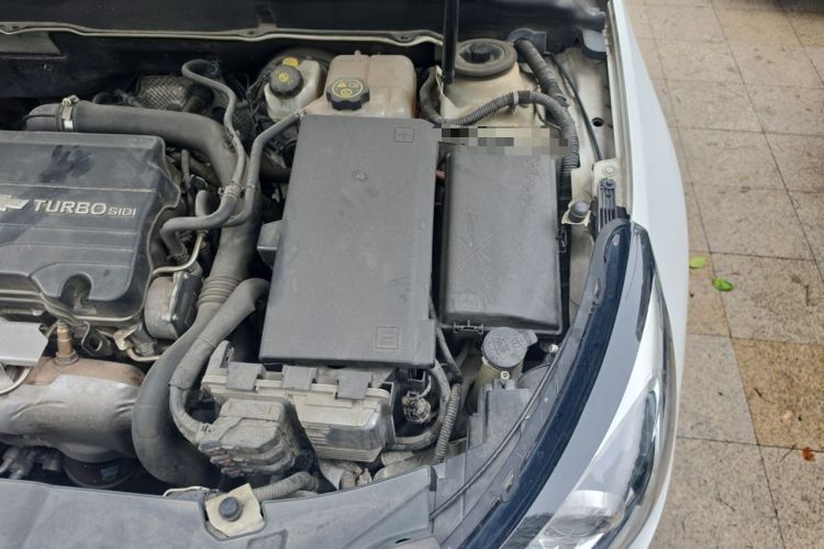Used Chevrolet Malibu 2017 1.5T Automatic Comfort Edition Engine Bay Left