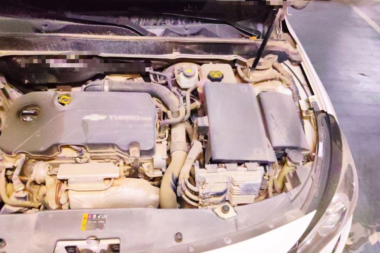 Used Chevrolet Malibu 2017 1.5T Automatic Luxury Edition Engine Bay Left