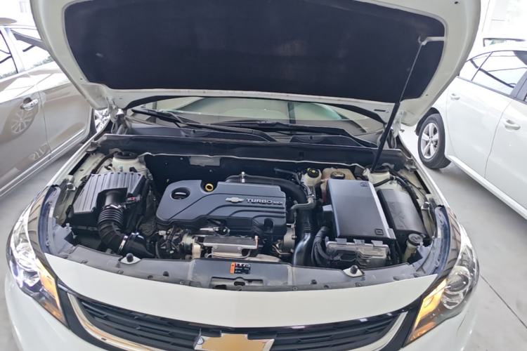 Used Chevrolet Malibu 2017 1.5T Automatic Luxury Edition Engine Bay