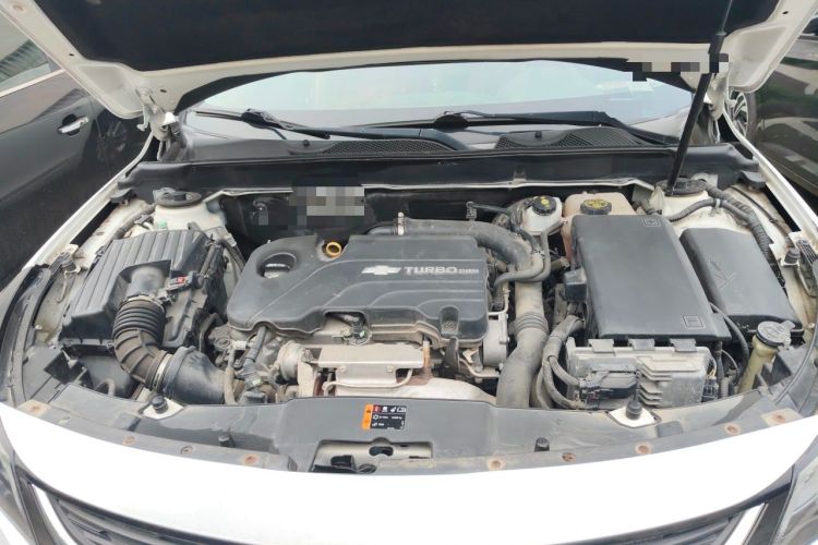 Used Chevrolet Malibu 2017 1.5T Automatic Comfort Edition Engine Bay