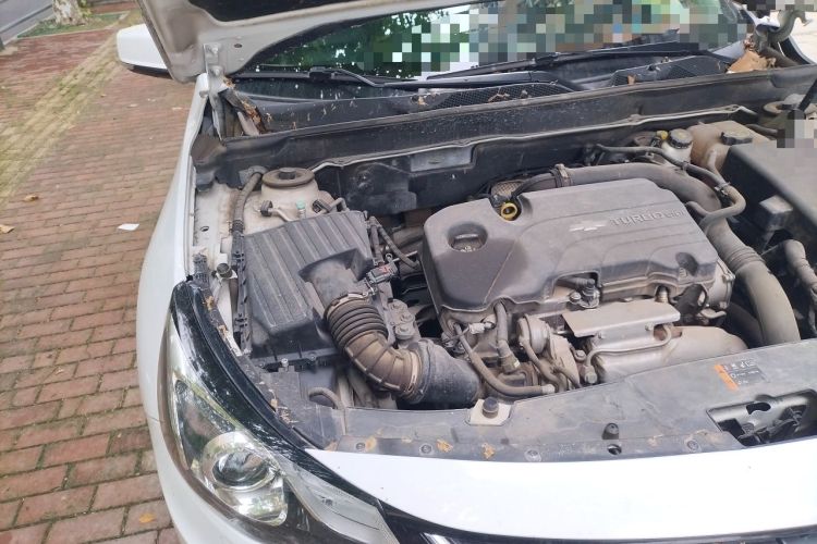 Used Chevrolet Malibu 2017 1.5T Automatic Luxury Edition Engine Bay Right