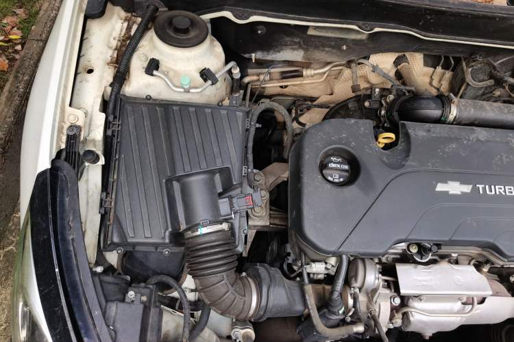 Used Chevrolet Malibu 2017 1.5T Automatic Comfort Edition Engine Bay Right
