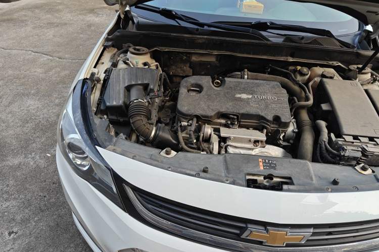 Used Chevrolet Malibu 2017 1.5T Automatic Comfort Edition Engine Bay Right