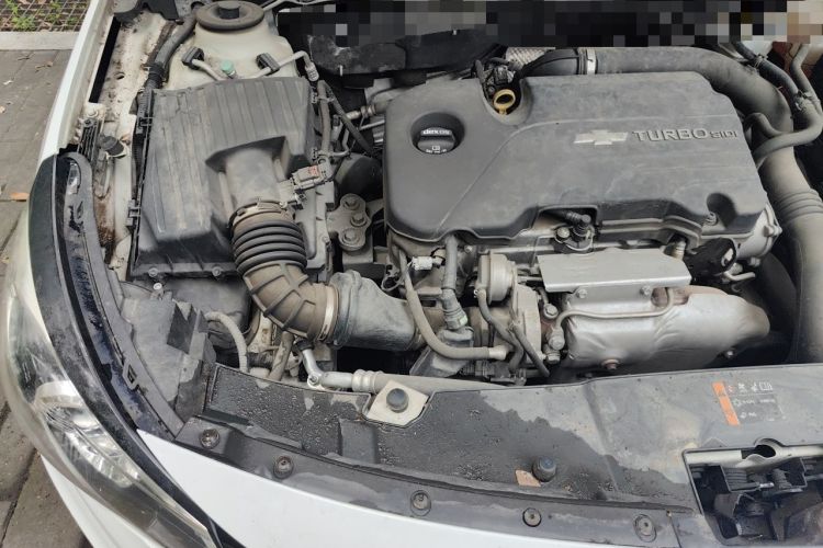 Used Chevrolet Malibu 2017 1.5T Automatic Comfort Edition Engine Bay Right