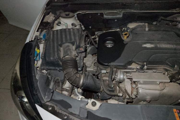 Used Chevrolet Malibu 2017 1.5T Automatic Comfort Edition Engine Bay Right