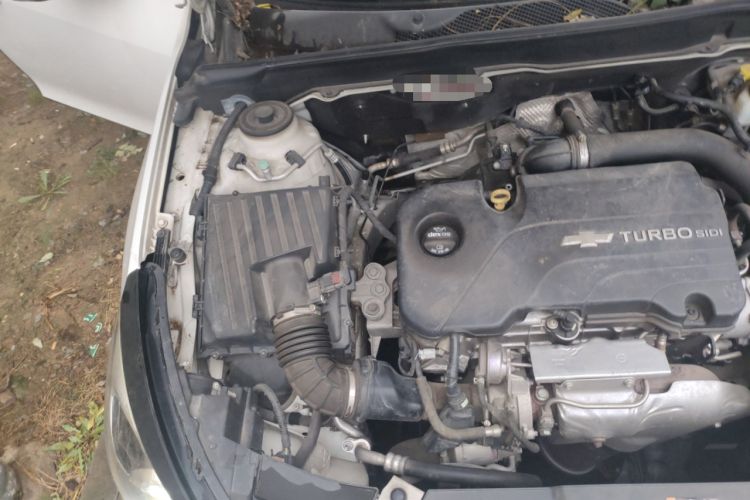 Used Chevrolet Malibu 2017 1.5T Automatic Comfort Edition Engine Bay Right
