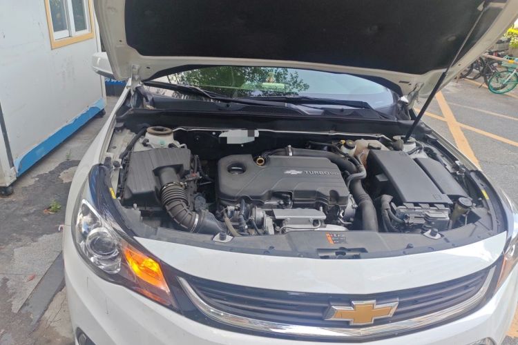 Used Chevrolet Malibu 2017 1.5T Automatic Luxury Edition Engine Bay Right