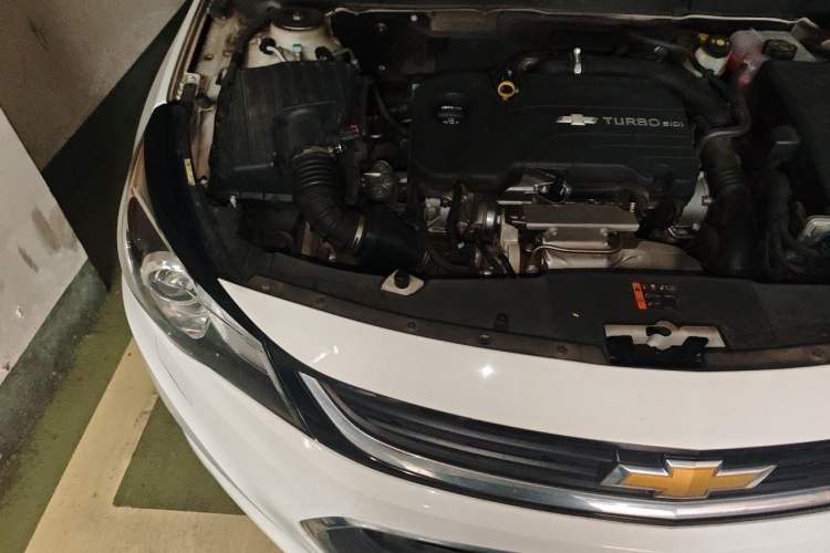 Used Chevrolet Malibu 2017 1.5T Automatic Luxury Edition Engine Bay Right