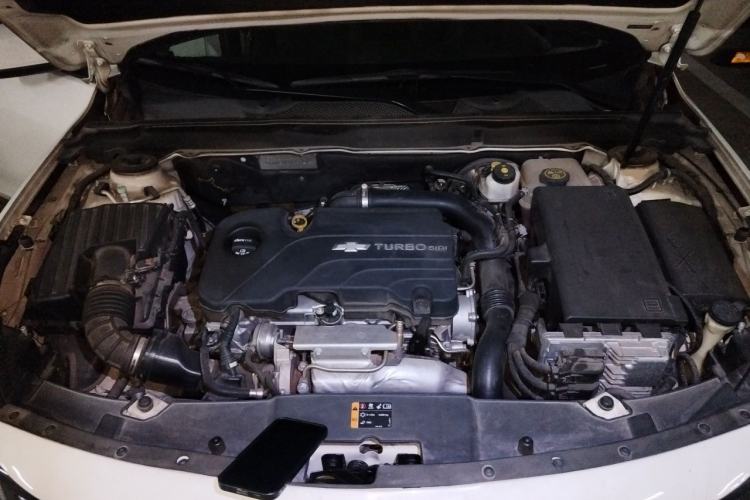 Used Chevrolet Malibu 2017 1.5T Automatic Luxury Edition Engine Bay