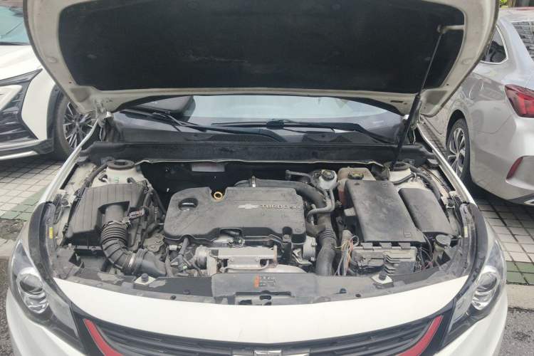 Used Chevrolet Malibu 2017 1.5T Automatic Luxury Edition Engine Bay