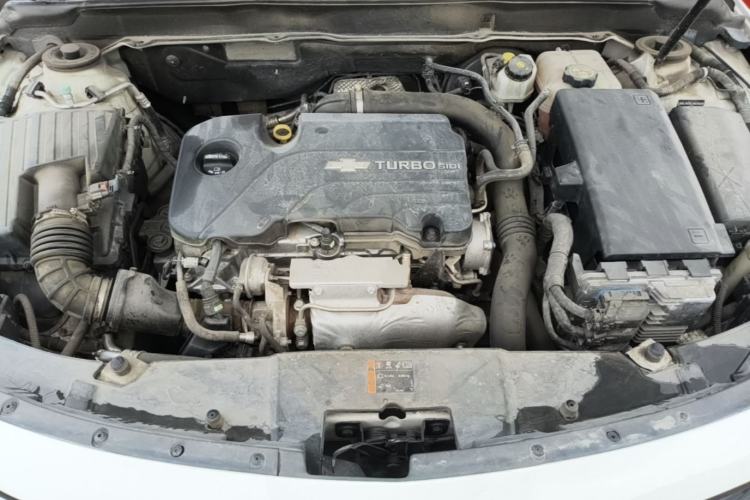 Used Chevrolet Malibu 2017 1.5T Automatic Luxury Edition Engine Bay