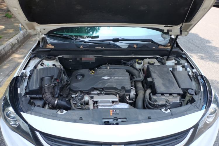 Used Chevrolet Malibu 2017 1.5T Automatic Luxury Edition Engine Bay