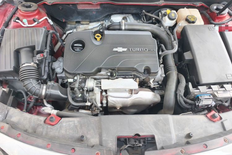 Used Chevrolet Malibu 2017 1.5T Automatic Luxury Edition Engine Bay