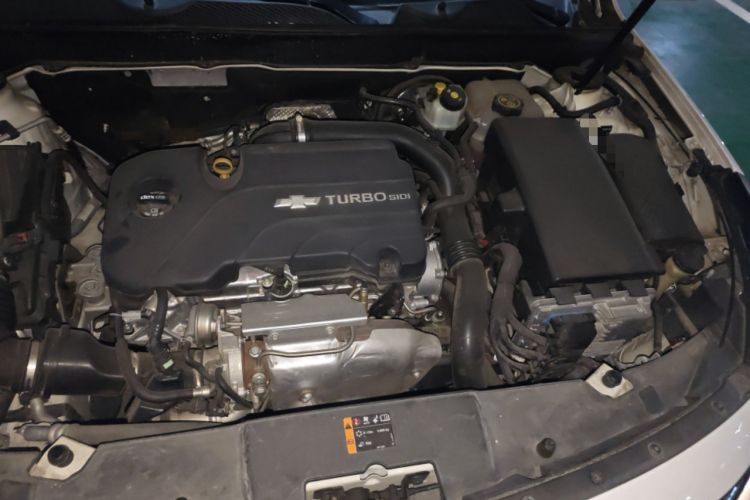 Used Chevrolet Malibu 2017 1.5T Automatic Luxury Edition Engine Bay