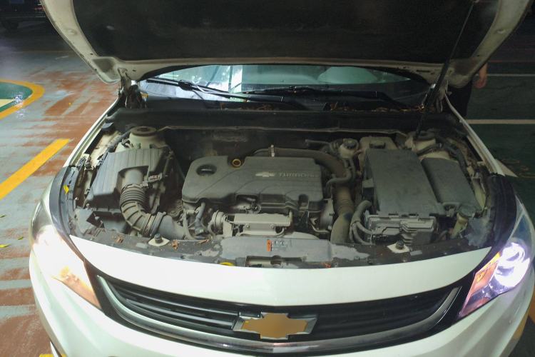 Used Chevrolet Malibu 2017 1.5T Automatic Luxury Edition Engine Bay