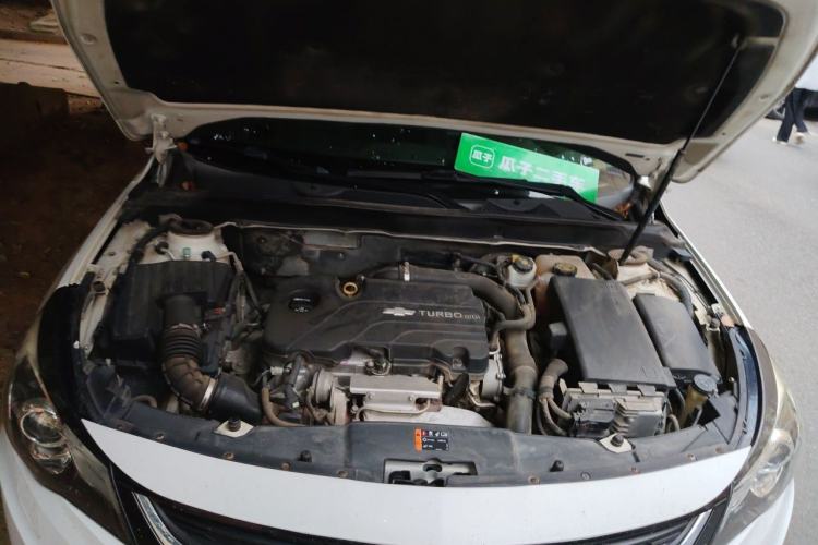 Used Chevrolet Malibu 2017 1.5T Automatic Luxury Edition Engine Bay