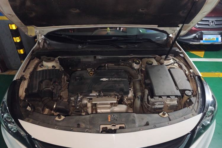 Used Chevrolet Malibu 2017 1.5T Automatic Luxury Edition Engine Bay