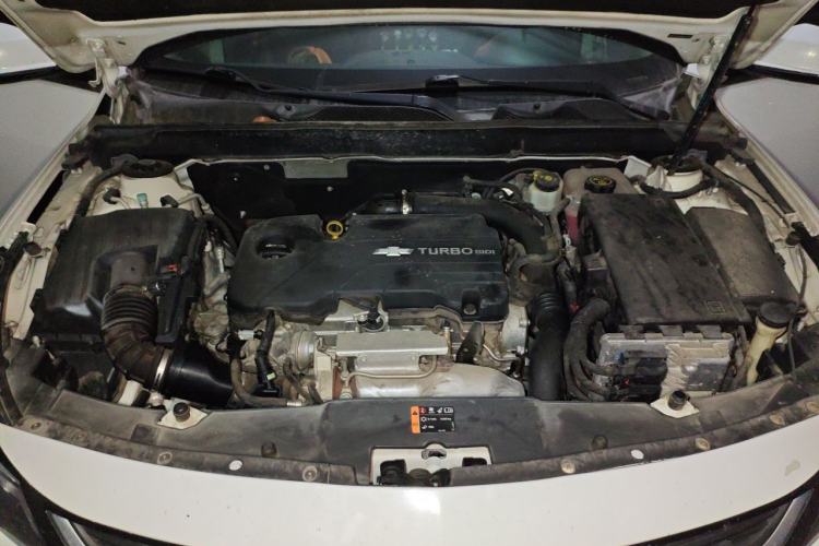 Used Chevrolet Malibu 2017 1.5T Automatic Luxury Edition Engine Bay