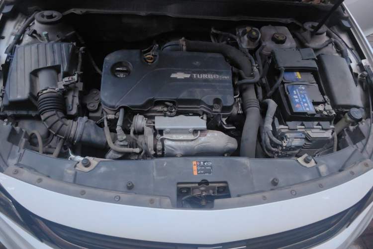 Used Chevrolet Malibu 2017 1.5T Automatic Luxury Edition Engine Bay