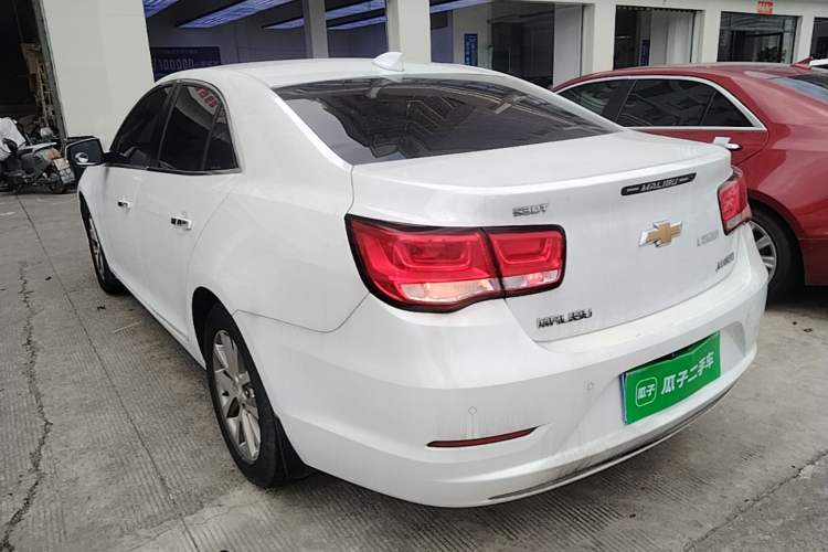 Used Chevrolet Malibu 2017 1.5T Automatic Luxury Edition Exterior 2