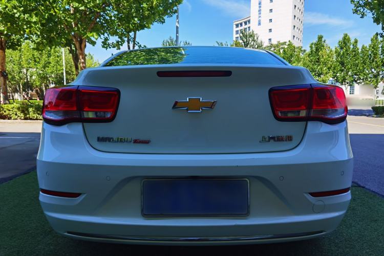 Used Chevrolet Malibu 2017 1.5T Automatic Luxury Edition Exterior 2