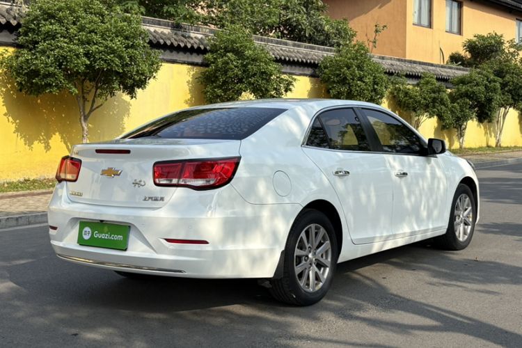 Used Chevrolet Malibu 2017 1.5T Automatic Luxury Edition Exterior 3