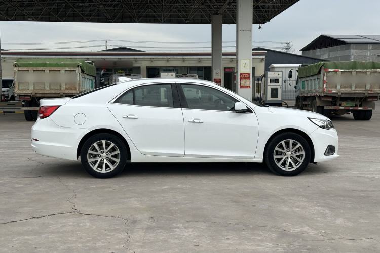 Used Chevrolet Malibu 2017 1.5T Automatic Luxury Edition Exterior 4