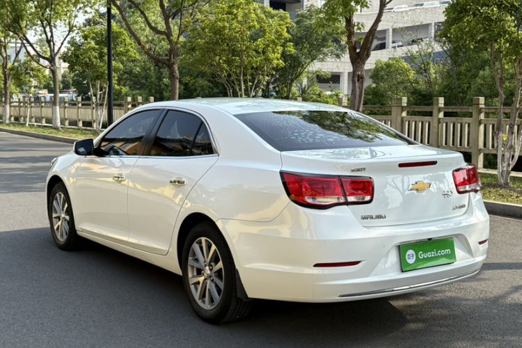 Used Chevrolet Malibu 2017 1.5T Automatic Luxury Edition Exterior 5