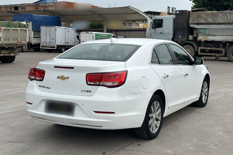 Used Chevrolet Malibu 2017 1.5T Automatic Luxury Edition Exterior 8