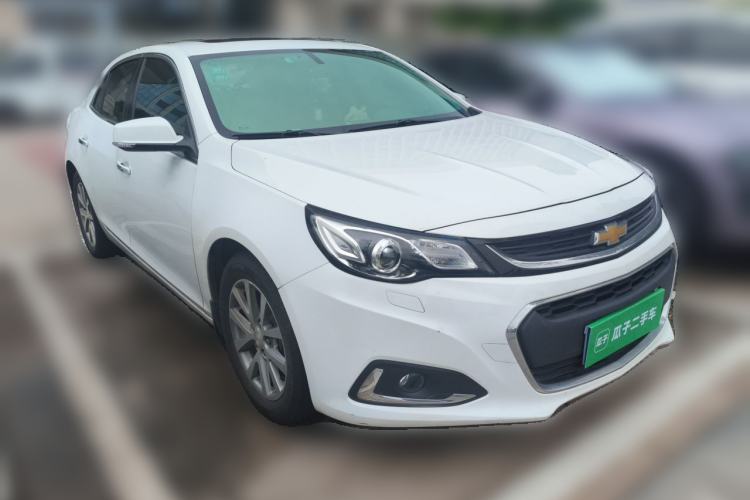 Used Chevrolet Malibu 2017 1.5T Automatic Luxury Edition Front Right 45 Deg