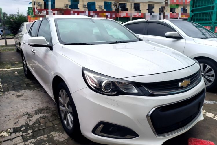 Used Chevrolet Malibu 2017 1.5T Automatic Luxury Edition Front Right 45 Deg