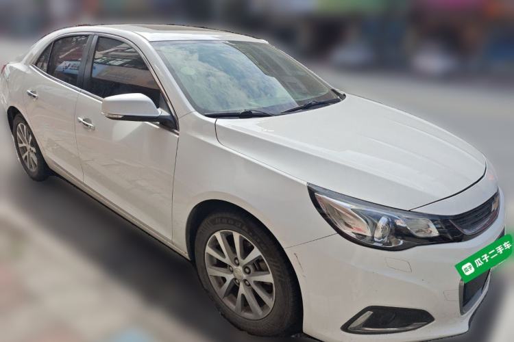 Used Chevrolet Malibu 2017 1.5T Automatic Luxury Edition Front Right 45 Deg