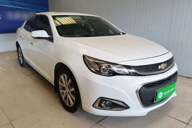 Used Chevrolet Malibu 2017 1.5T Automatic Luxury Edition Front Right 45 Deg