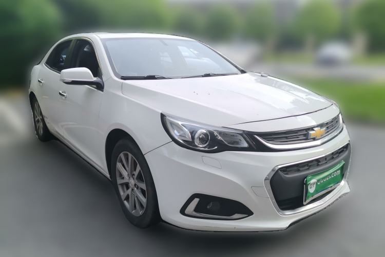 Used Chevrolet Malibu 2017 1.5T Automatic Luxury Edition Front Right 45 Deg