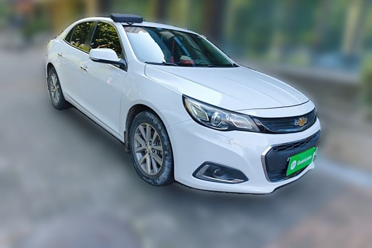 Used Chevrolet Malibu 2017 1.5T Automatic Luxury Edition Front Right 45 Deg