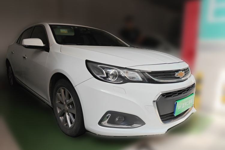 Used Chevrolet Malibu 2017 1.5T Automatic Luxury Edition Front Right 45 Deg