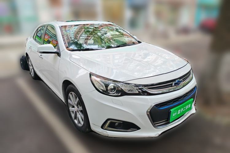 Used Chevrolet Malibu 2017 1.5T Automatic Luxury Edition Front Right 45 Deg