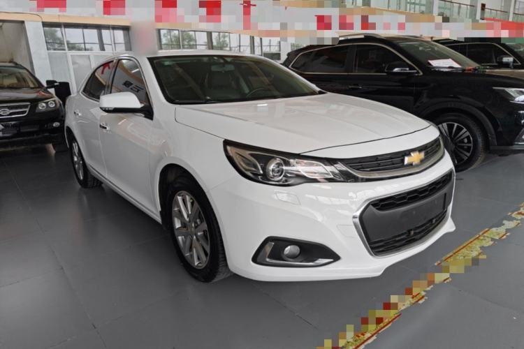 Used Chevrolet Malibu 2017 1.5T Automatic Luxury Edition Front Right 45 Deg