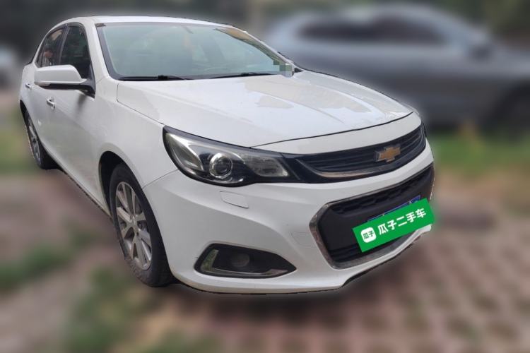 Used Chevrolet Malibu 2017 1.5T Automatic Luxury Edition Front Right 45 Deg
