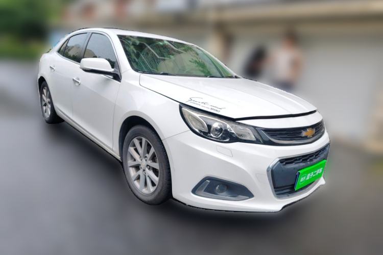 Used Chevrolet Malibu 2017 1.5T Automatic Luxury Edition Front Right 45 Deg