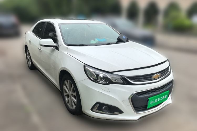 Used Chevrolet Malibu 2017 1.5T Automatic Luxury Edition Front Right 45 Deg