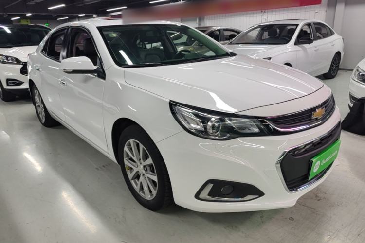 Used Chevrolet Malibu 2017 1.5T Automatic Luxury Edition Front Right 45 Deg