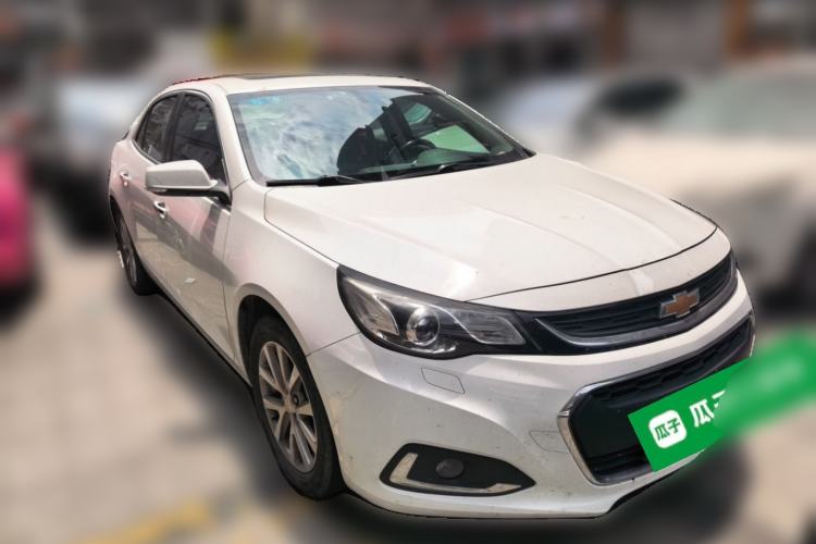 Used Chevrolet Malibu 2017 1.5T Automatic Luxury Edition Front Right 45 Deg