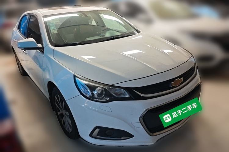 Used Chevrolet Malibu 2017 1.5T Automatic Luxury Edition Front Right 45 Deg